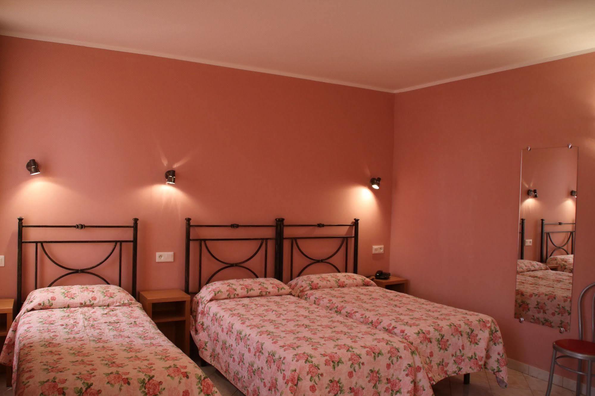 Hôtel Lutetia Lourdes Eksteriør bilde